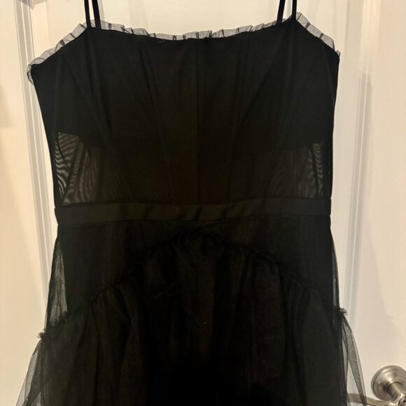 BCBG Tulle Corset Essential Gown - Size 12 - Picture 7 of 8
